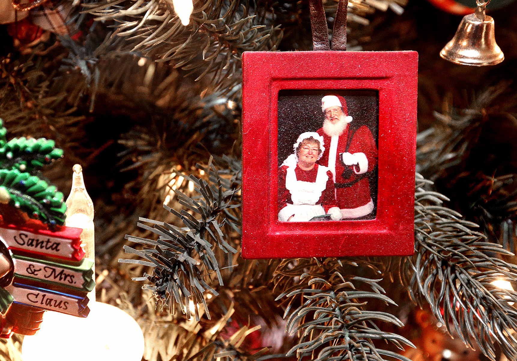 La Crosse's Santa and Mrs. Claus